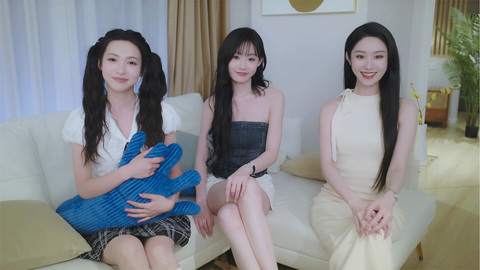 完蛋！我被美女包围了！之前传3